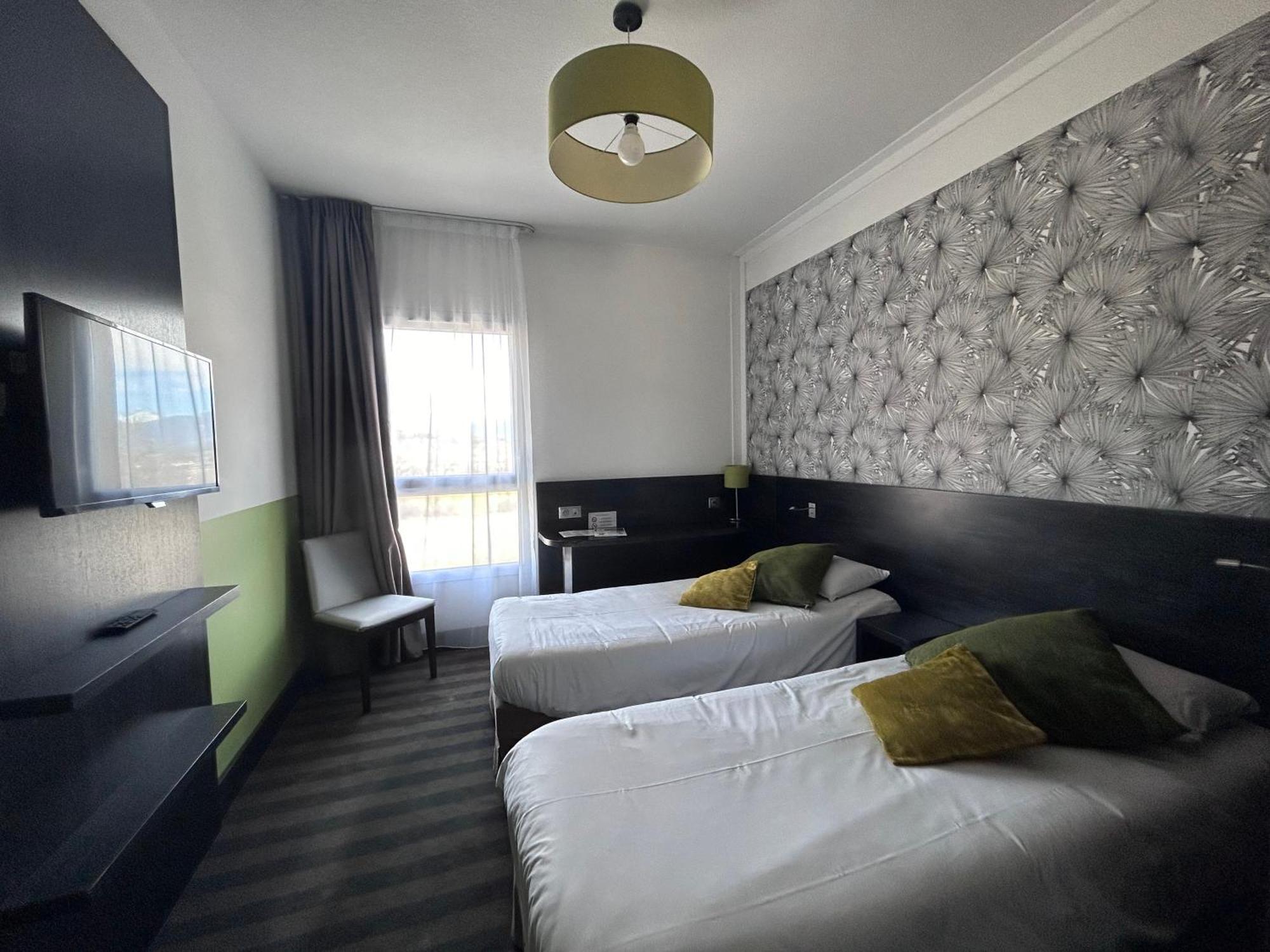 Ax Hotel Spa & Restaurant Шорж Екстериор снимка