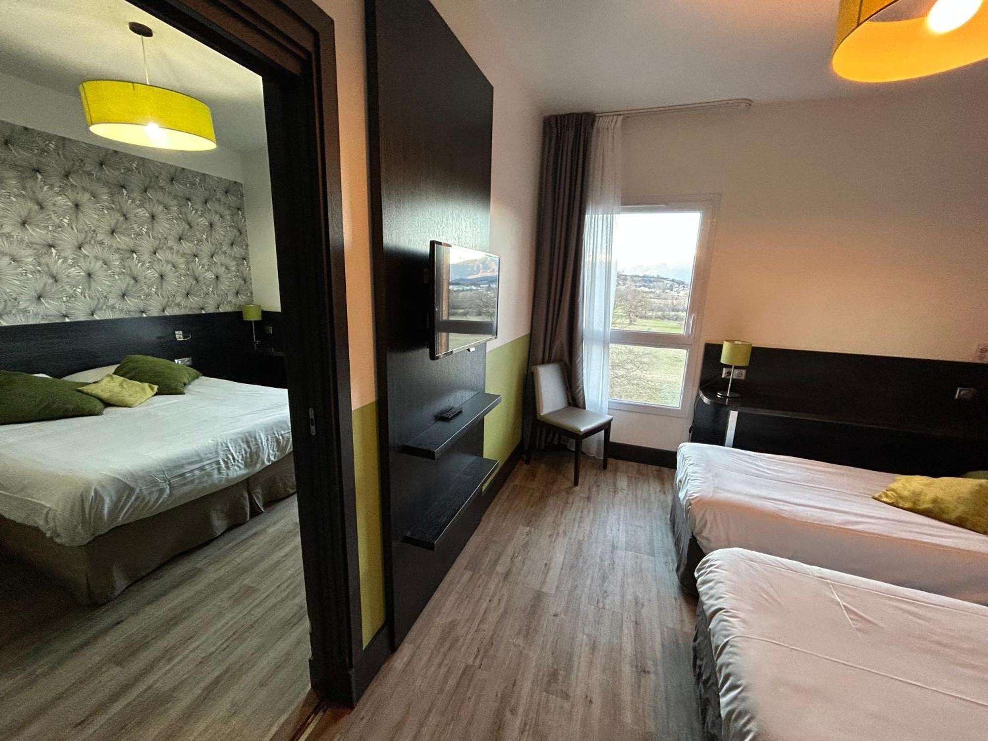 Ax Hotel Spa & Restaurant Шорж Екстериор снимка