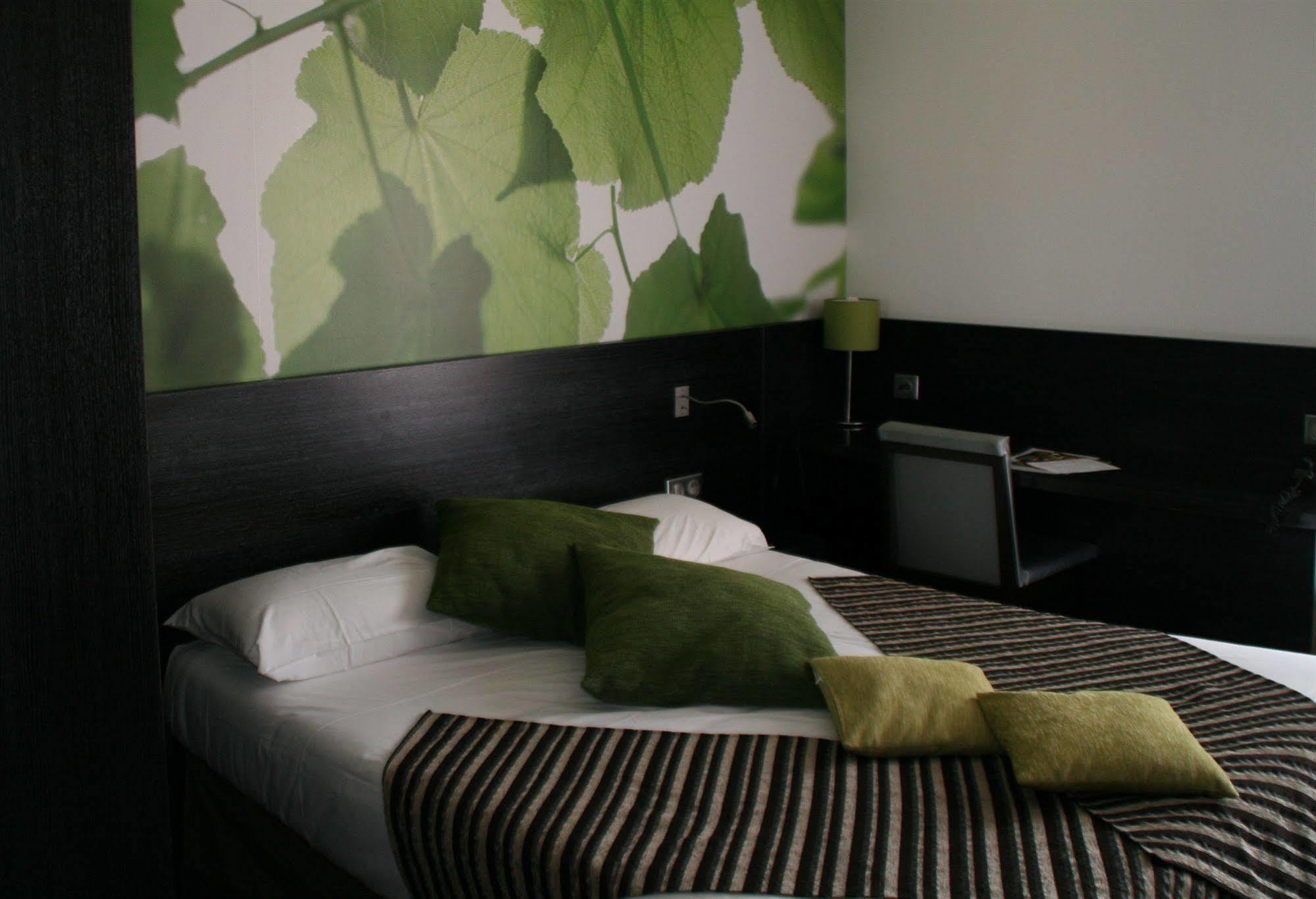 Ax Hotel Spa & Restaurant Шорж Екстериор снимка