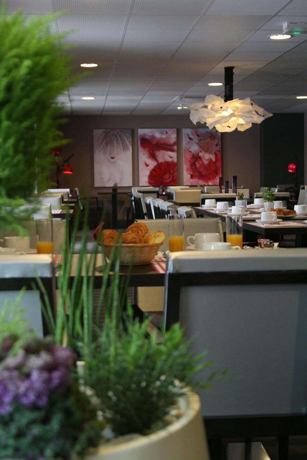Ax Hotel Spa & Restaurant Шорж Екстериор снимка